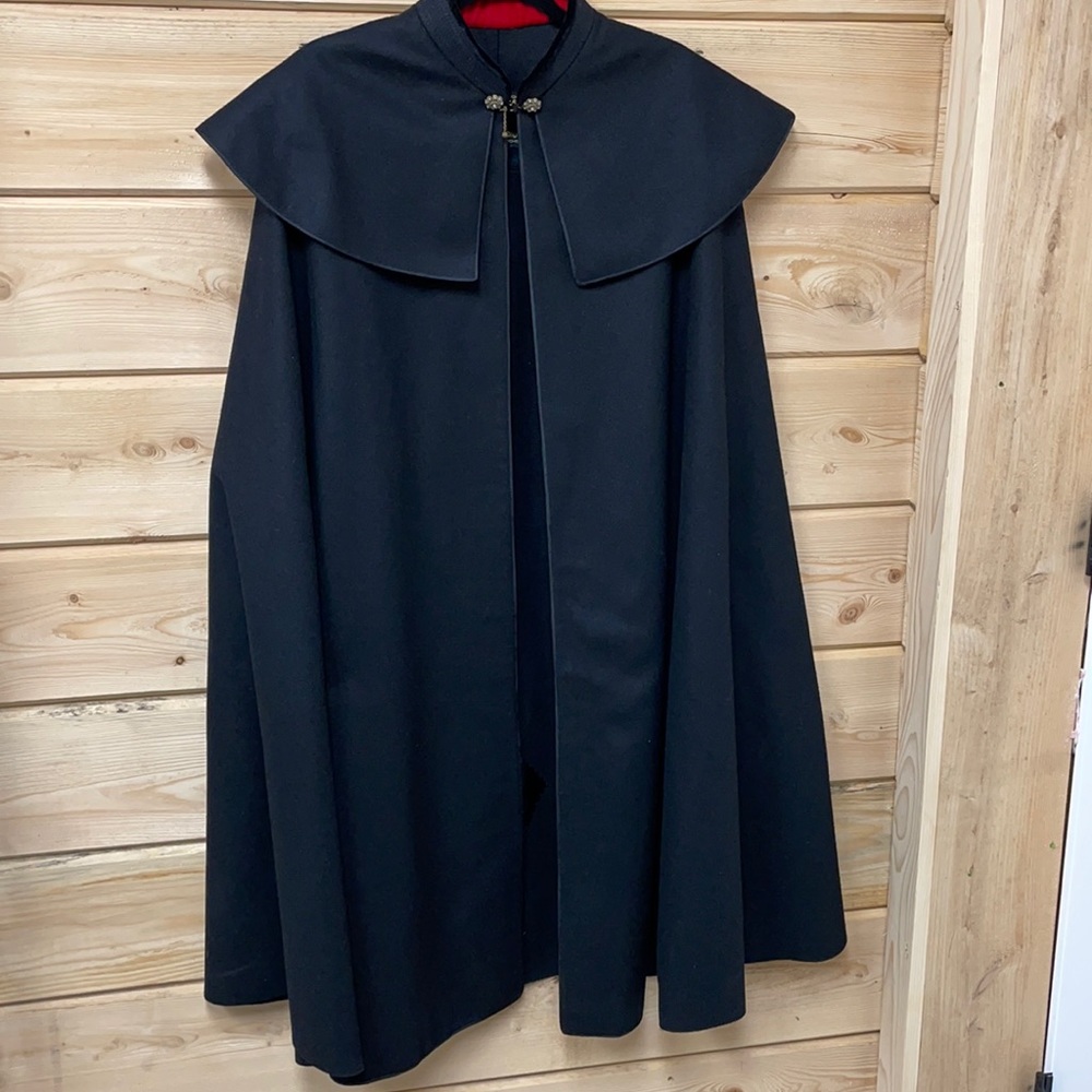 Casa Sesena Madrid Black Wool Cape with Red Velvet Facings 43” Long